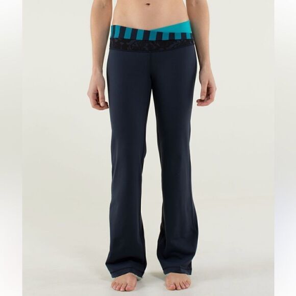 Lululemon Astro Pant Full-On Luon Inkwell/Micro Macro Stripe 2 - Picture 1 of 5